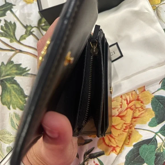 Gucci Black Quilted Leather Wallet - Picture 5 of 5